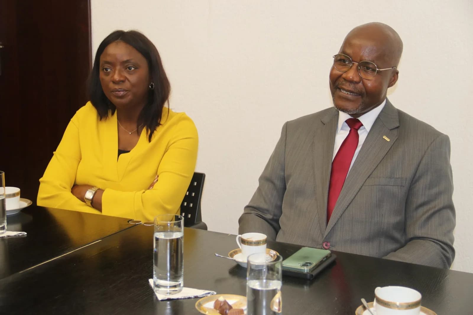 Visite de courtoisie du Directeur Général du CSRS à l’Ambassadeur de Suisse en Côte d’Ivoire