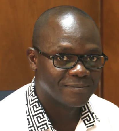 Portrait de Dr. Karim OUATTARA